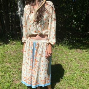 1970s boho 2 piece crop top skirt set